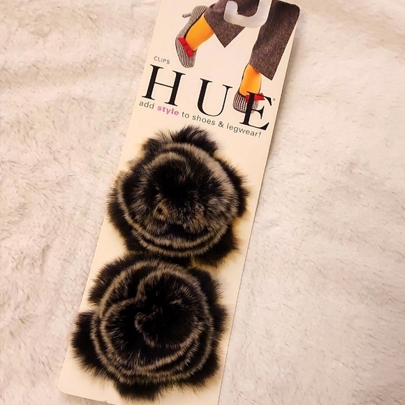 HUE Accessories Vintage Faux Fur Flower Shoe Clips Poshmark